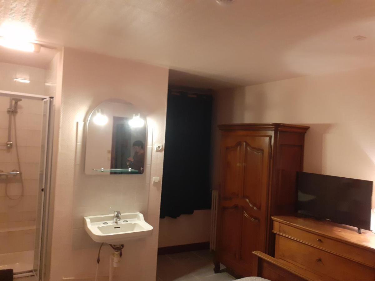 Le Grand Cerf Hotell Nonancourt Exteriör bild