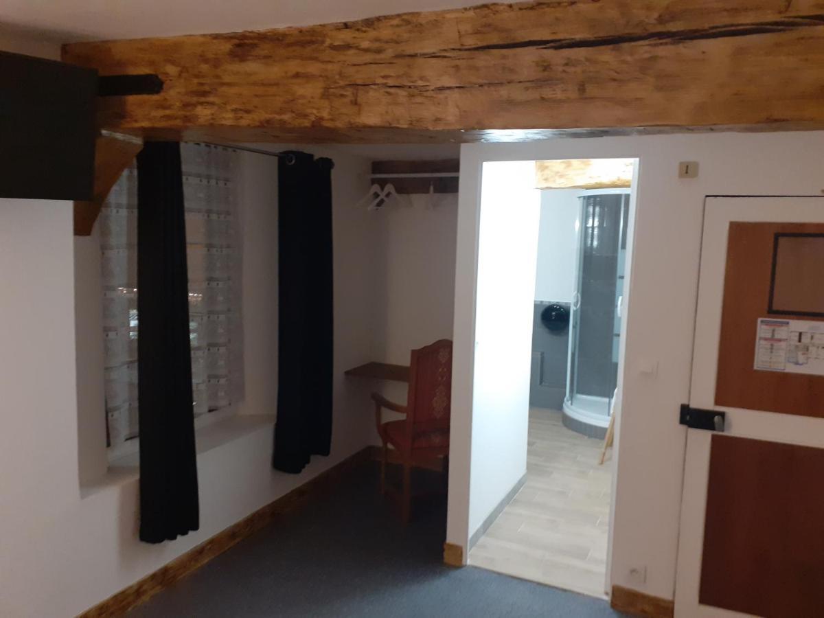 Le Grand Cerf Hotell Nonancourt Exteriör bild