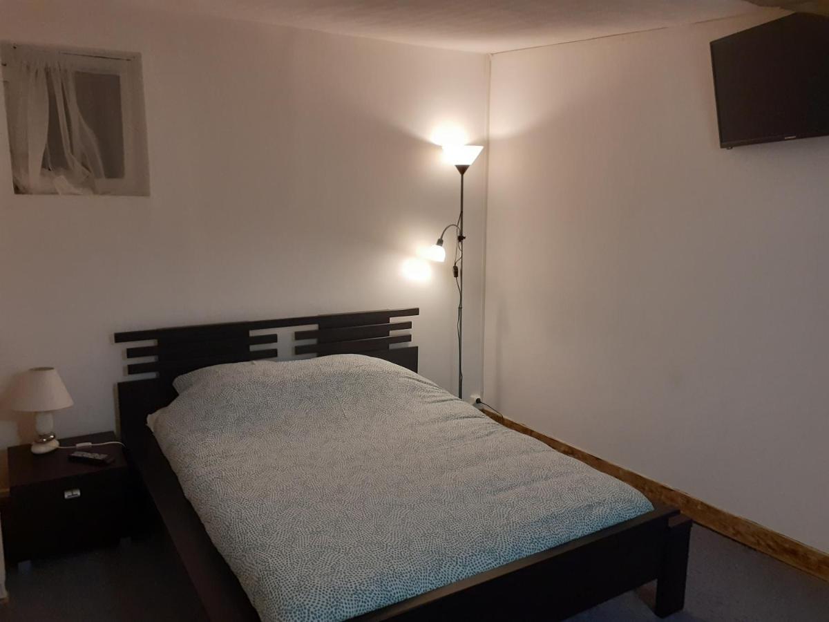 Le Grand Cerf Hotell Nonancourt Exteriör bild