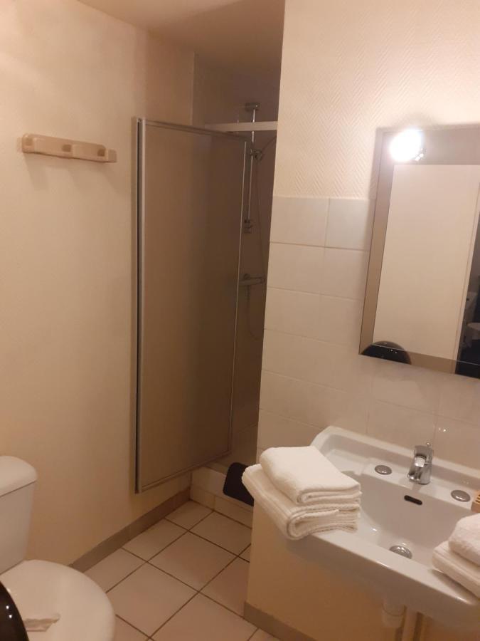 Le Grand Cerf Hotell Nonancourt Exteriör bild
