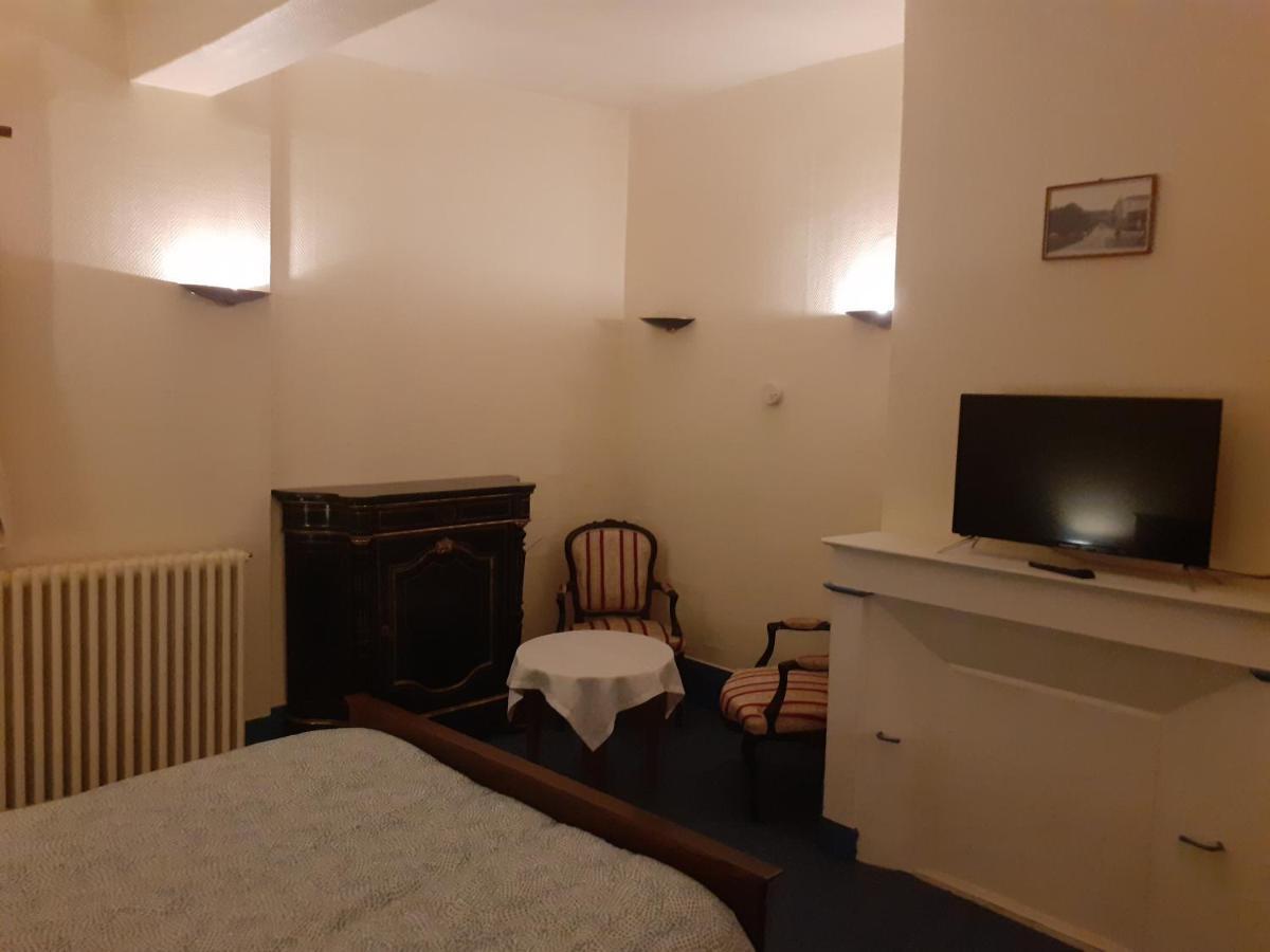 Le Grand Cerf Hotell Nonancourt Exteriör bild